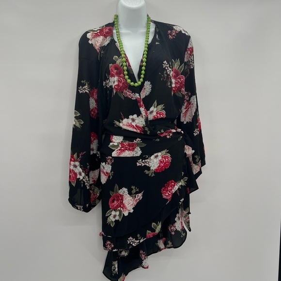 Torrid Black Floral Layered Tie-Front Blouse – Size  Torrid Size 4 / US 26 - Picture 1 of 4